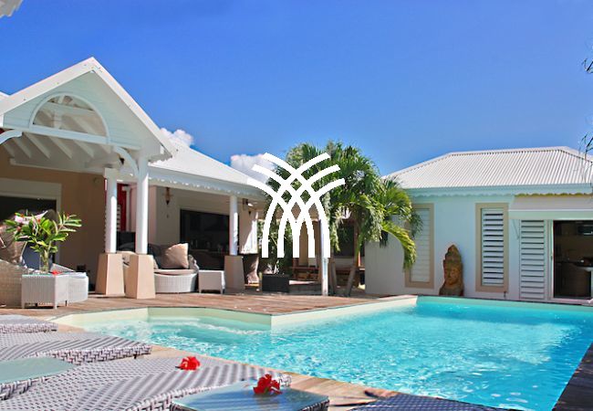 Villa à Saint-François - Uhaina