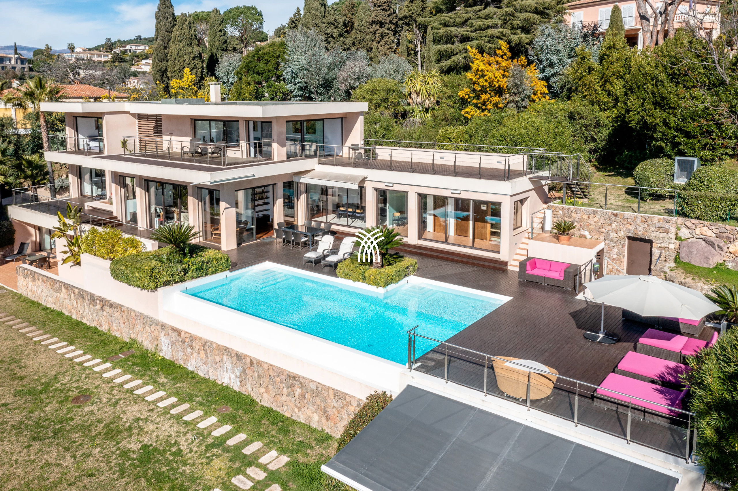 villa à Cannes - 5 Seasons ****