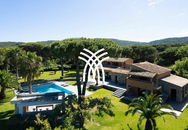 Villa à Ramatuelle - Juan