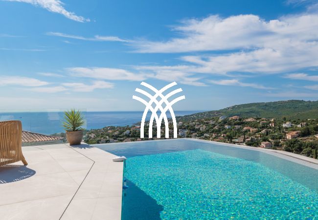 Villa à Roquebrune-sur-Argens - Miramaris *****