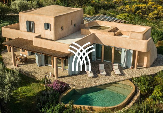 Villa à Sant’Andrea Frius - Luxi