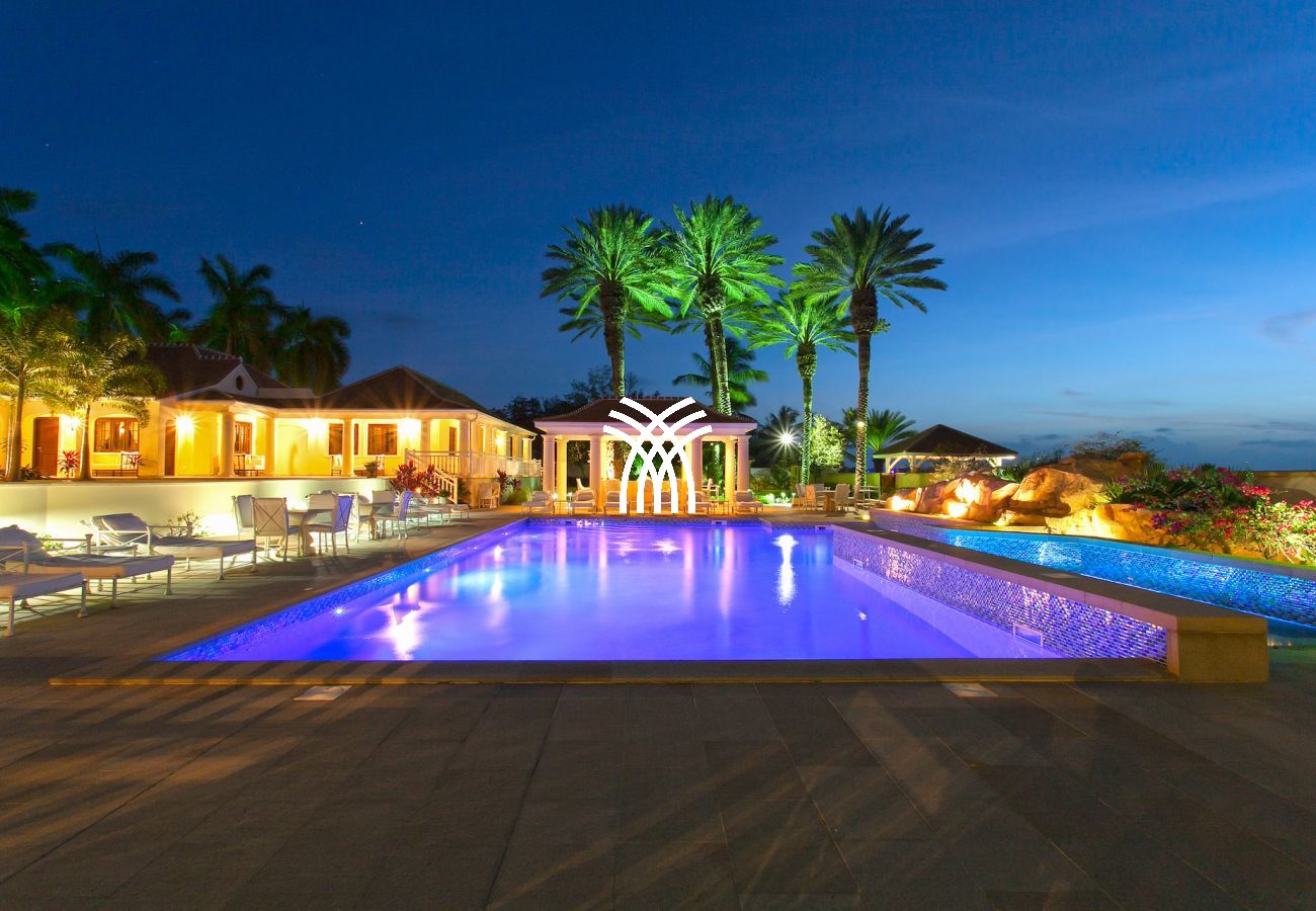 Villa à Terres Basses - Chateau des Palmiers