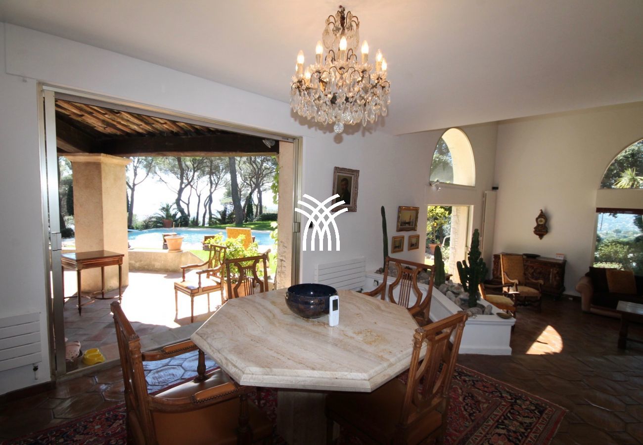 Villa à Mougins - HSUD0071-Julia