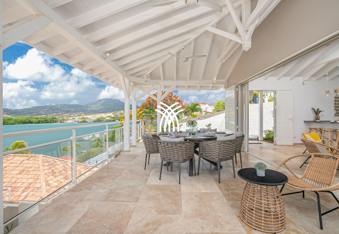 Villa à Le François - Light Blue