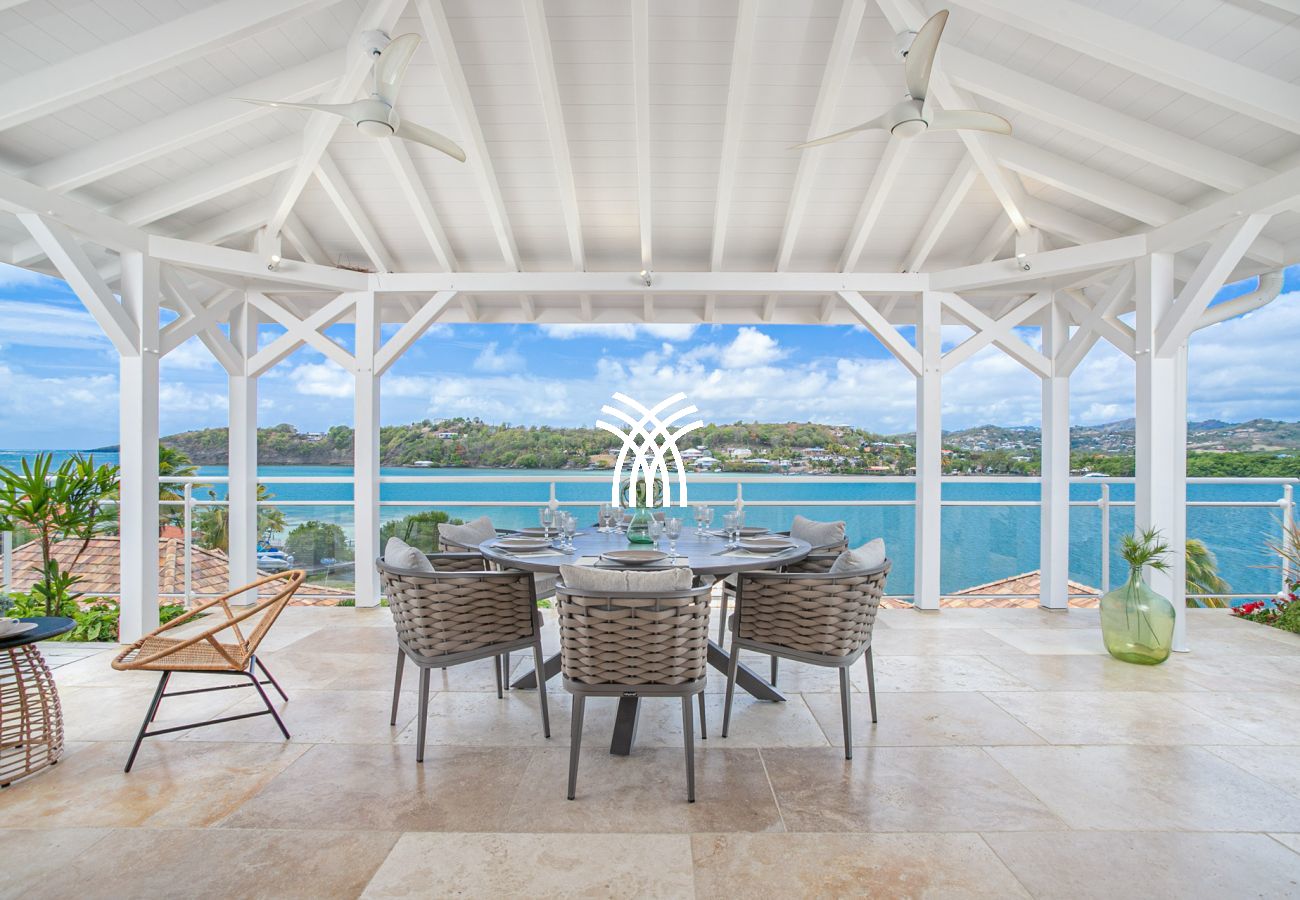 Villa à Le François - Light Blue