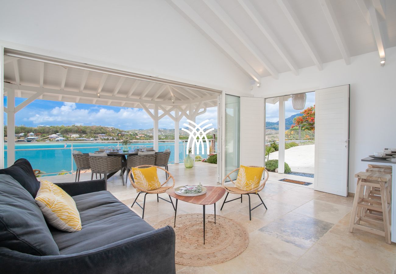 Villa à Le François - Light Blue