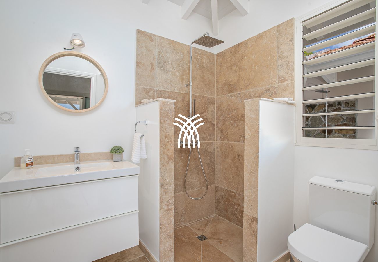 Villa à Le François - Light Blue