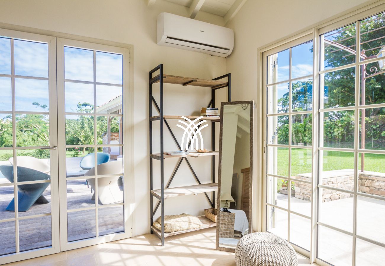 Villa à Petit-Bourg - Pineapple ****