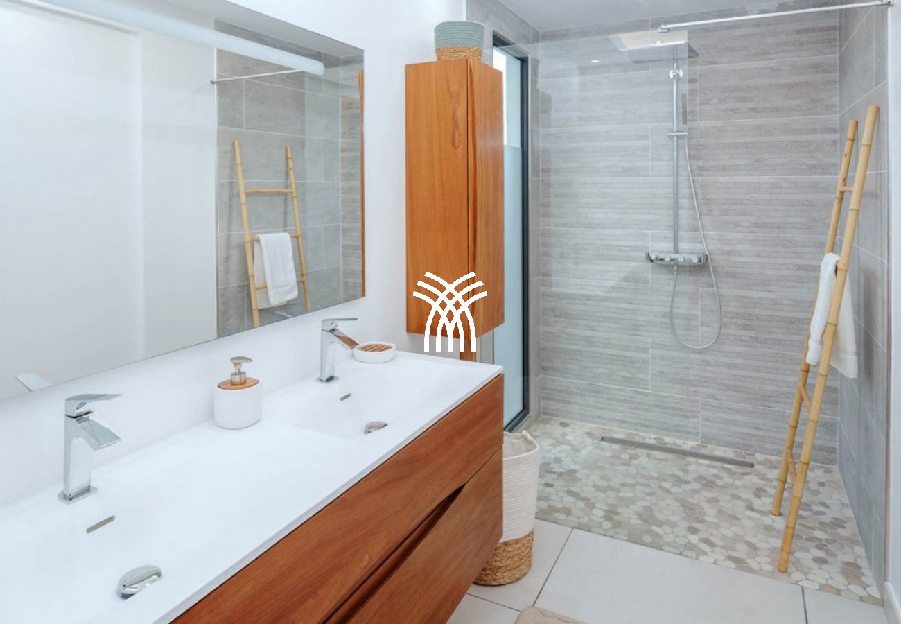 Villa à Sainte-Anne - Vista del Mar *****