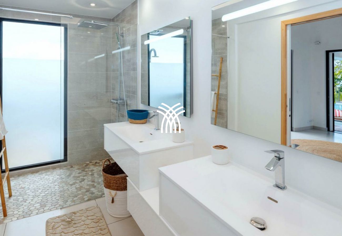 Villa à Sainte-Anne - Vista del Mar *****