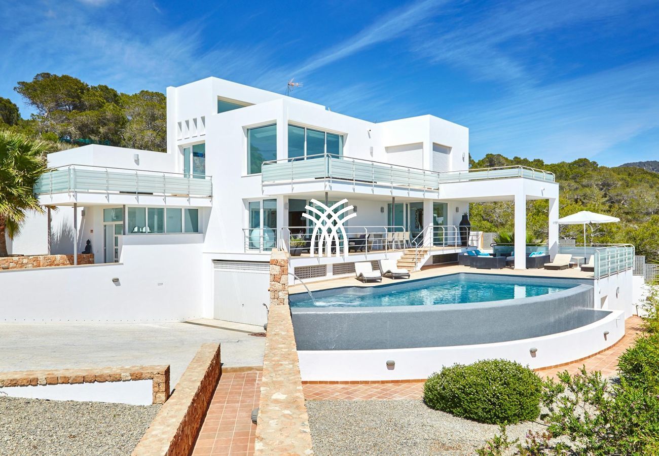 Villa à Ibiza - Andrey