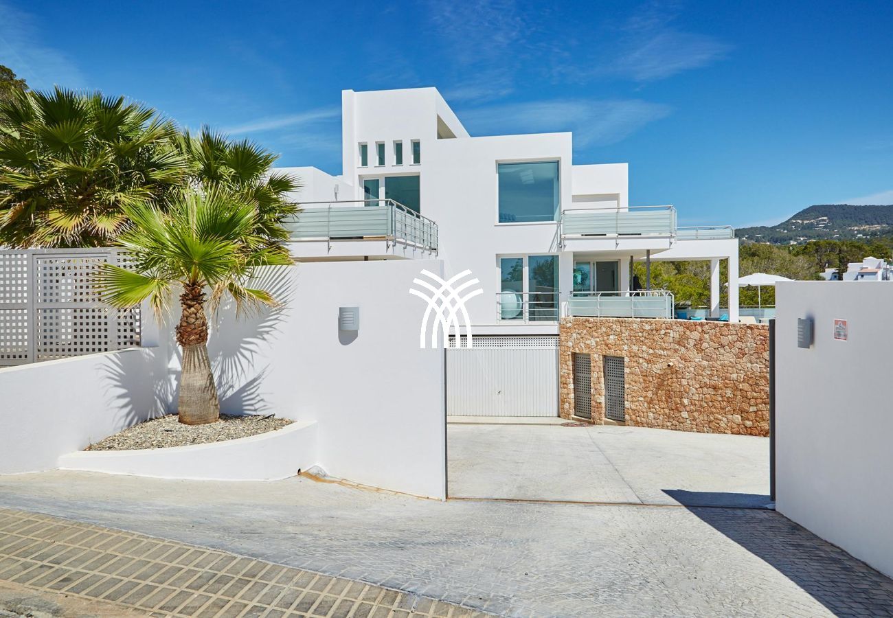 Villa à Ibiza - Andrey