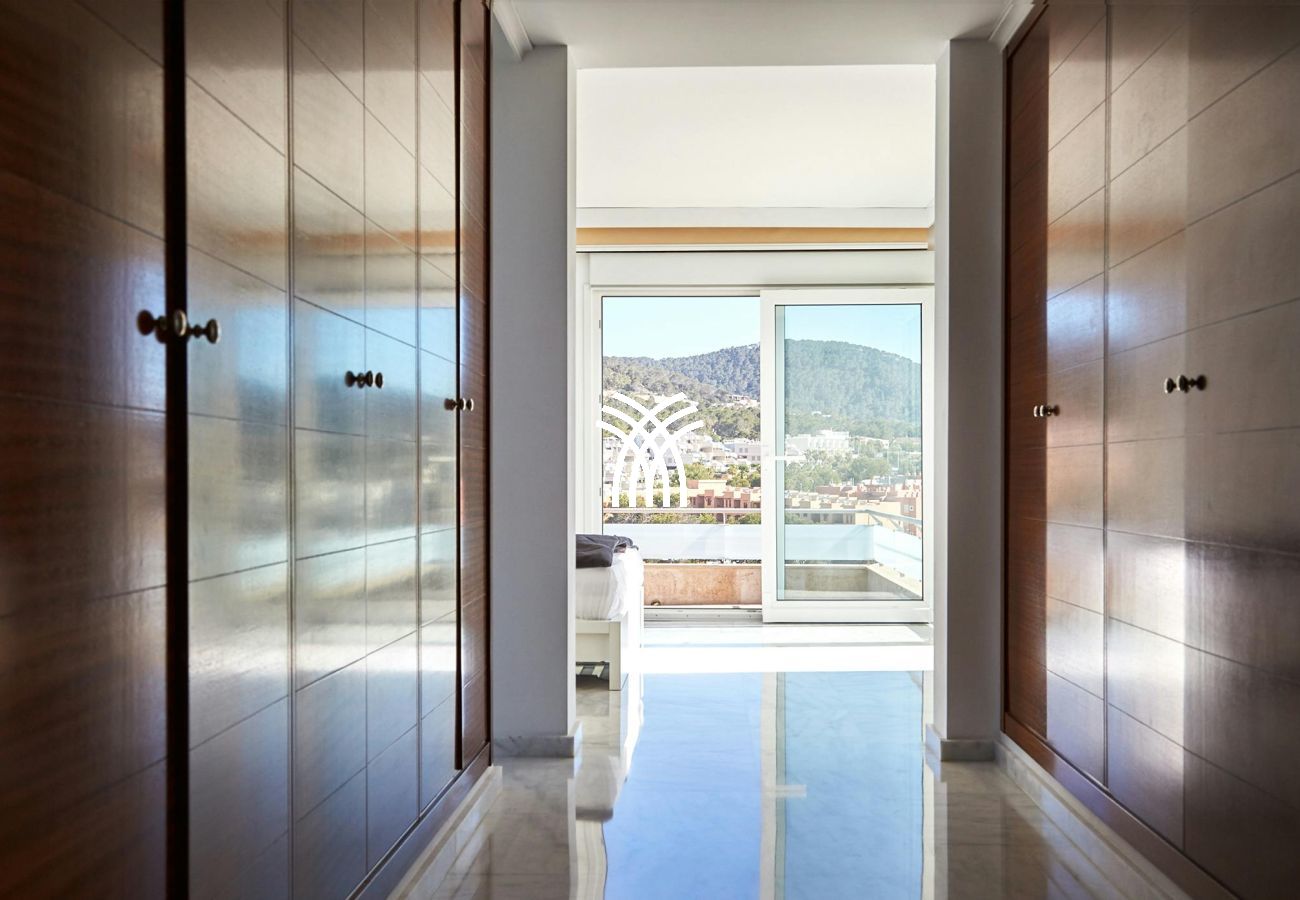 Villa à Ibiza - Andrey