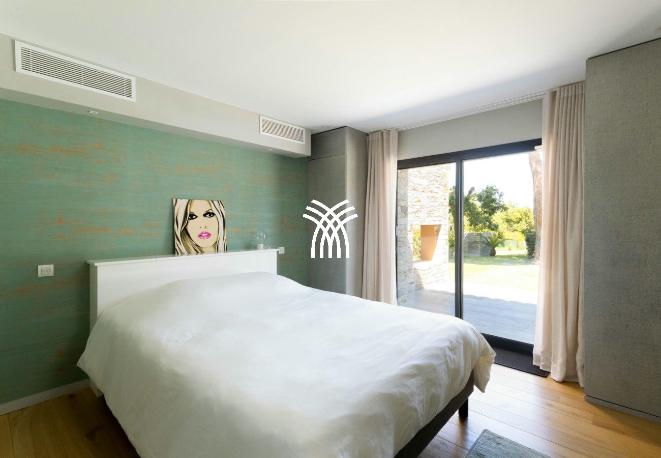 Villa à Ramatuelle - Juan