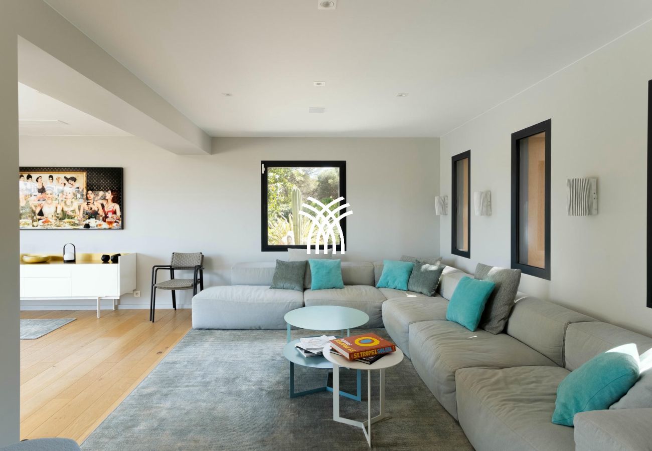 Villa à Ramatuelle - Juan