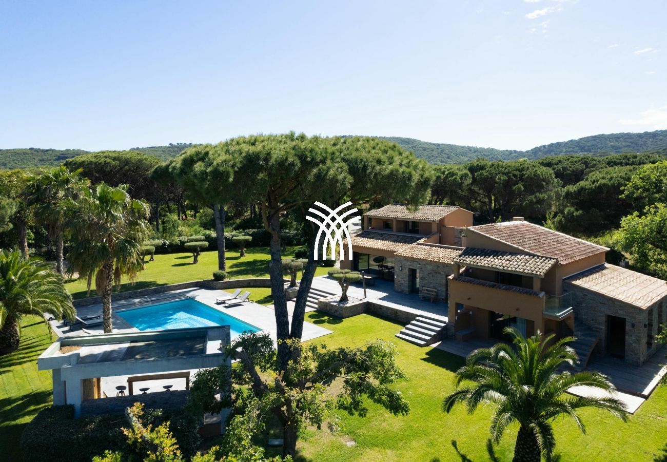 Villa à Ramatuelle - Juan