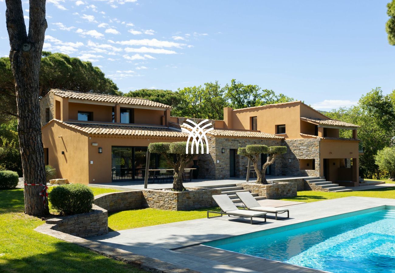 Villa à Ramatuelle - Juan