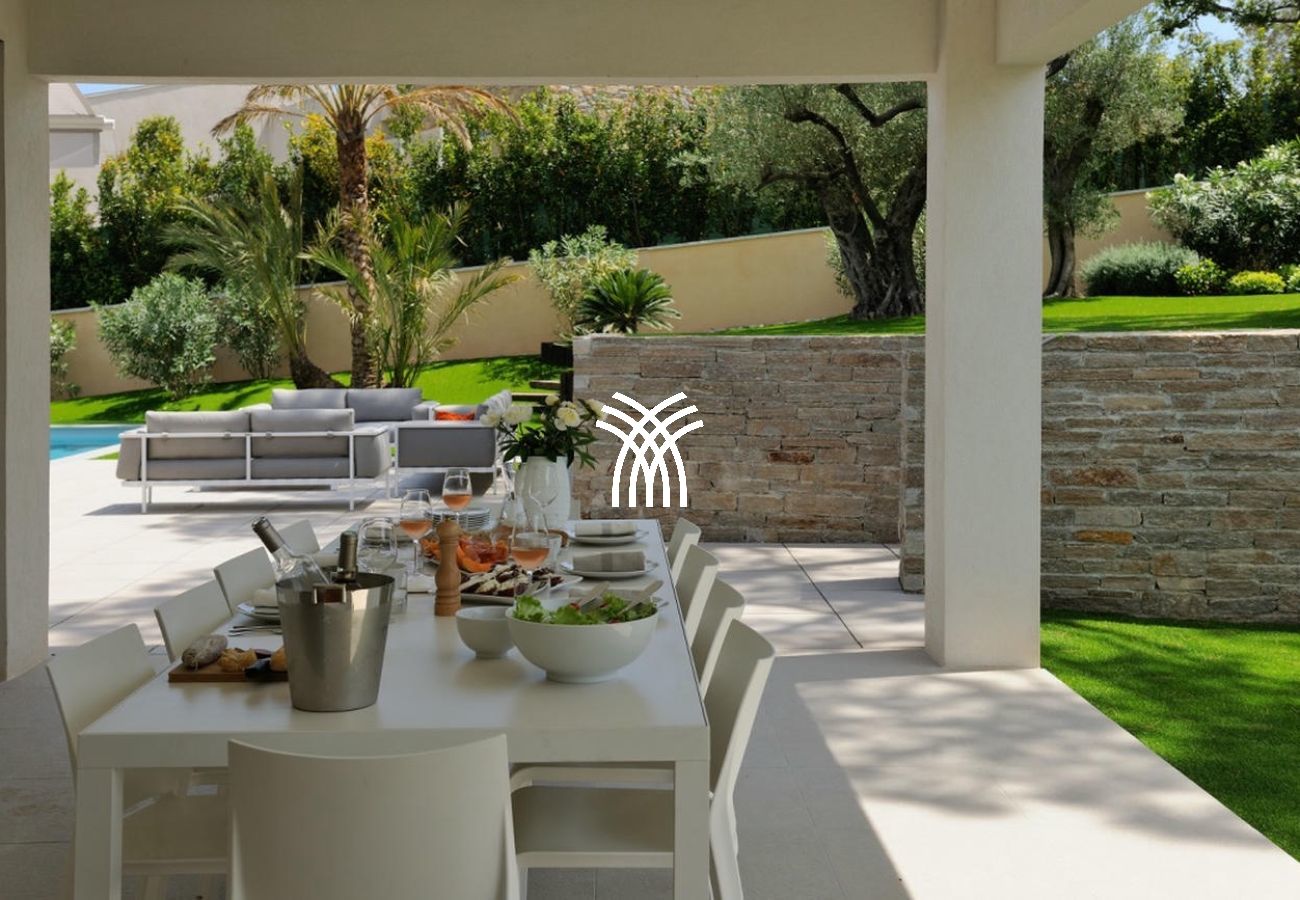 Villa à Saint-Tropez - Lyra