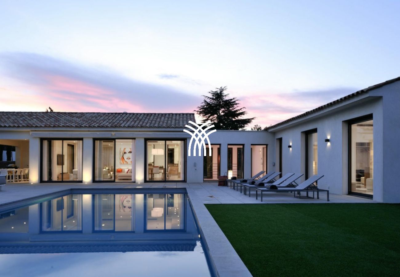 Villa à Saint-Tropez - Lyra