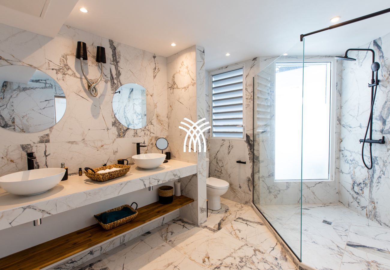 Villa à Terres Basses - Infinity Blue