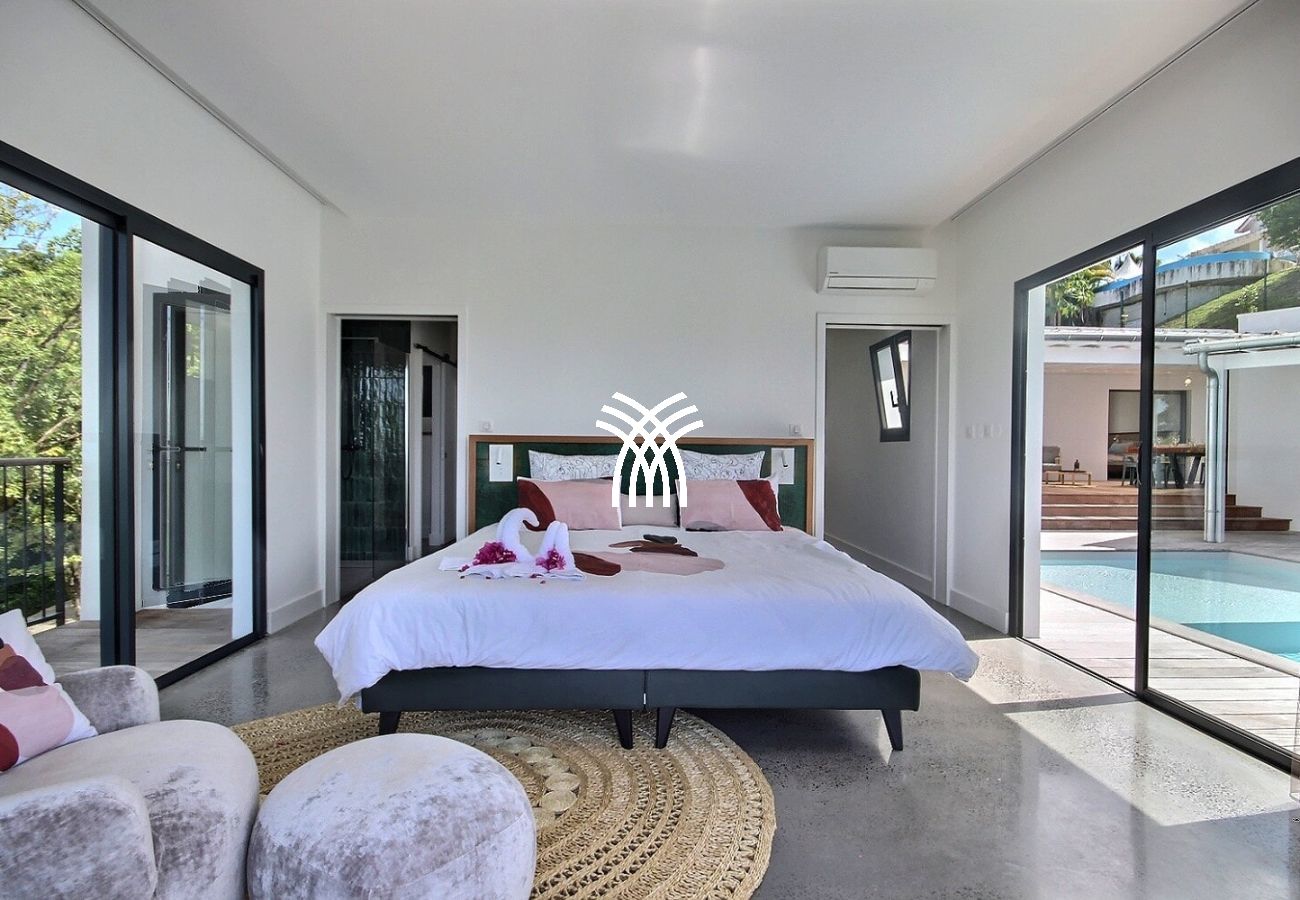 Villa à Schoelcher - Luzea *****