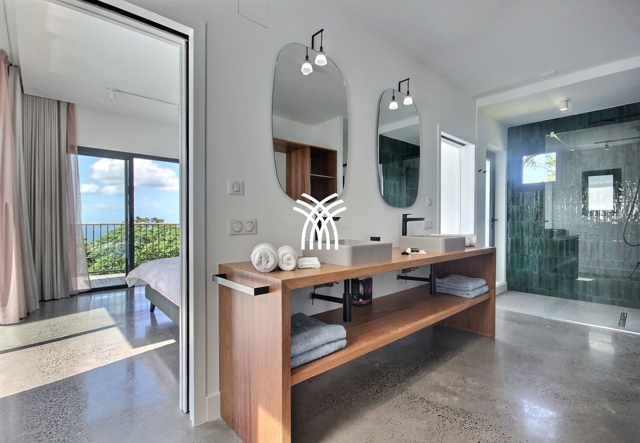 Villa à Schoelcher - Luzea *****