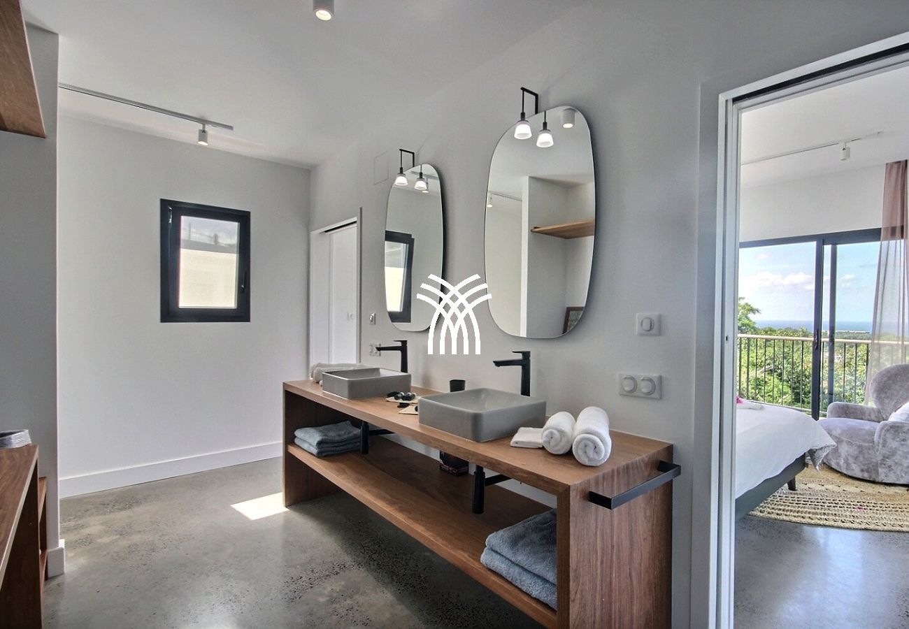 Villa à Schoelcher - Luzea *****