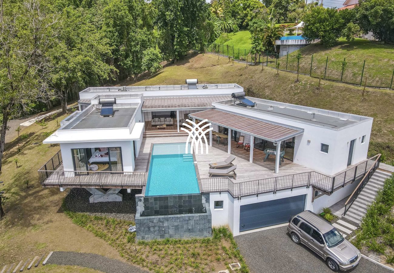 Villa à Schoelcher - Luzea *****