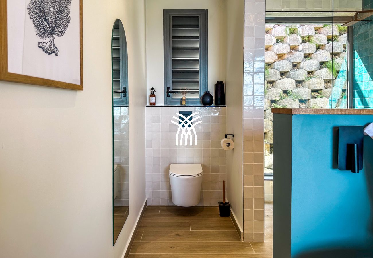 Villa à Les Saintes - Baya ****