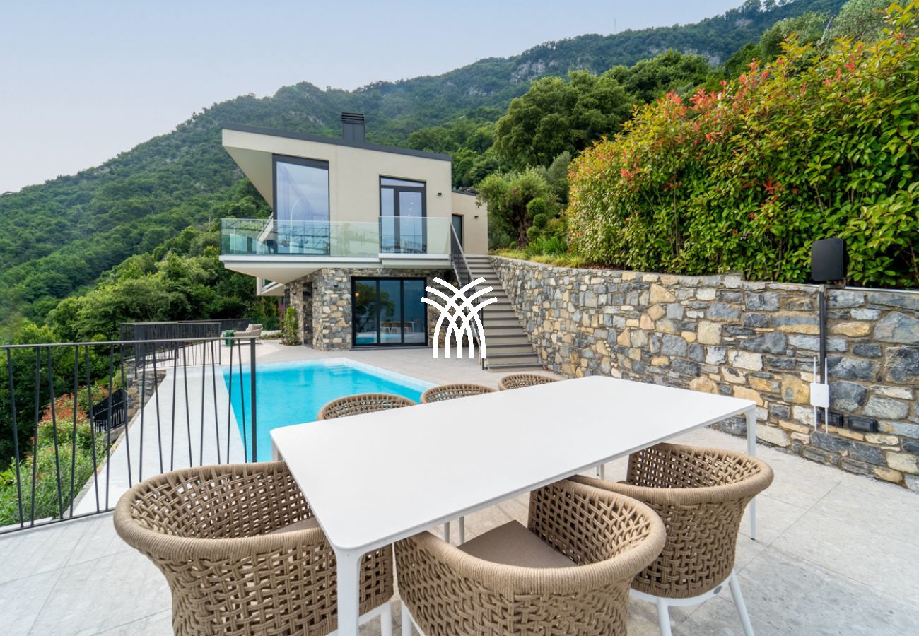 Villa à Sala Comacina - Gabi