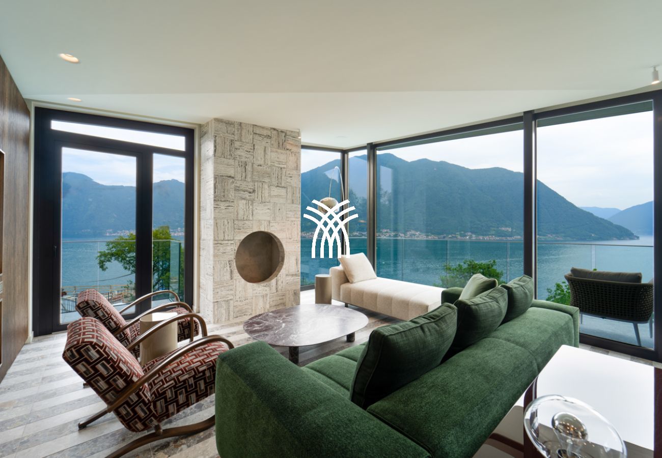 Villa à Sala Comacina - Gabi