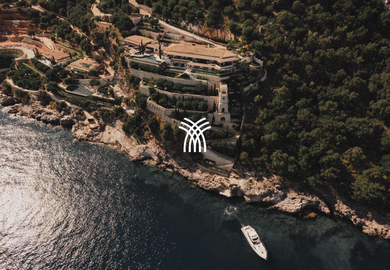 Villa à Nissaki - The Edge