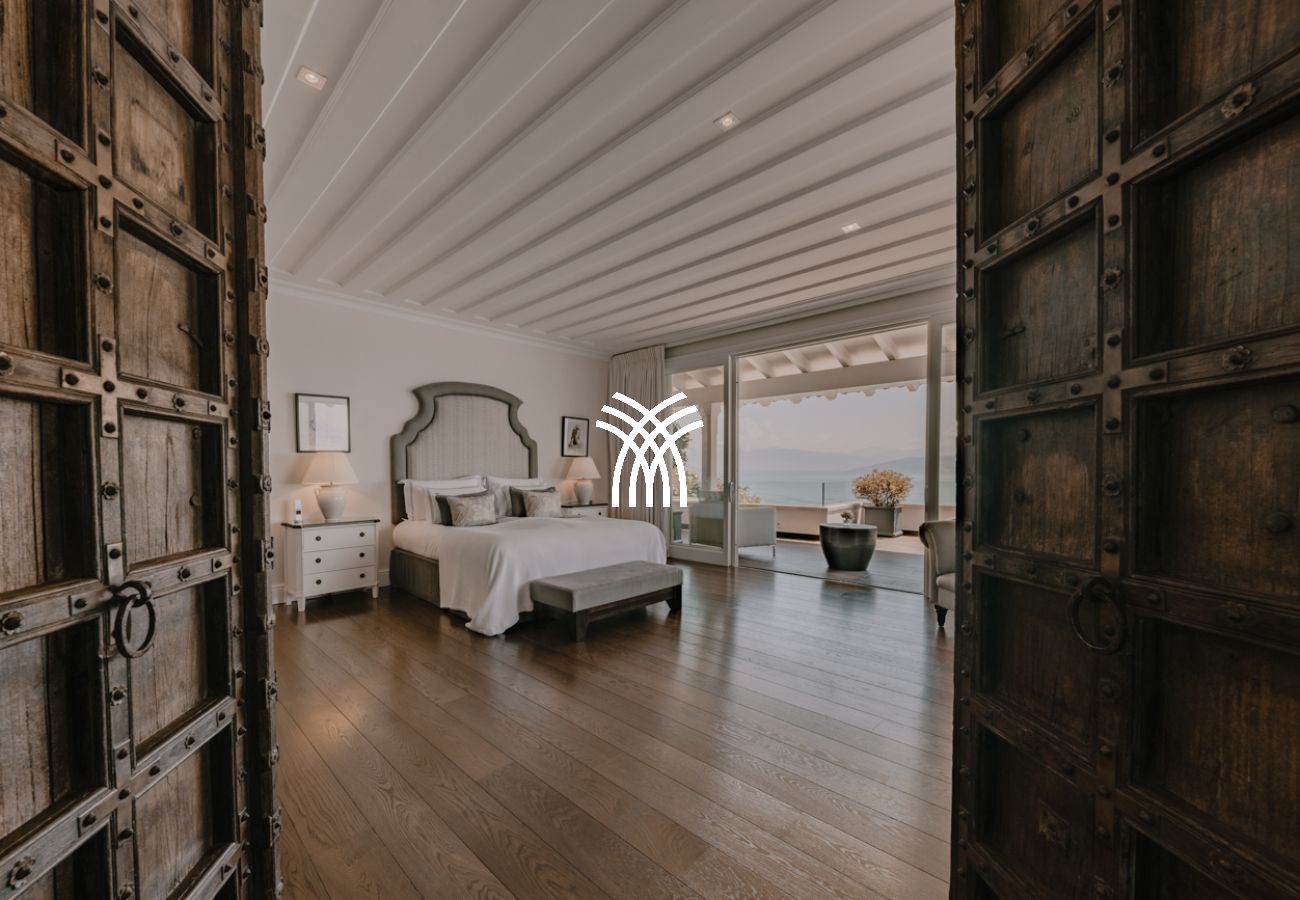 Villa à Nissaki - The Edge