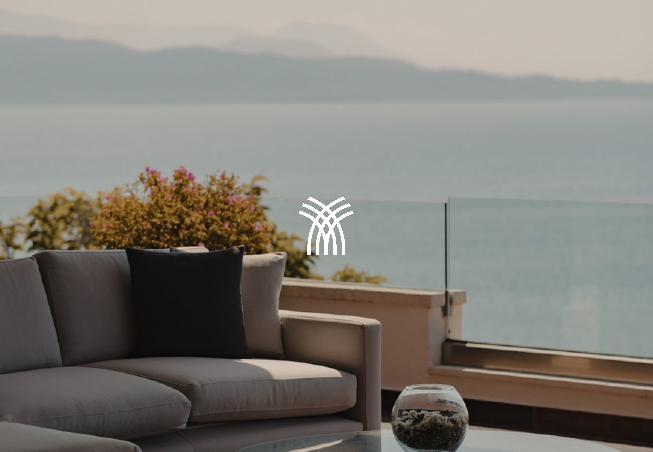 Villa à Nissaki - The Edge