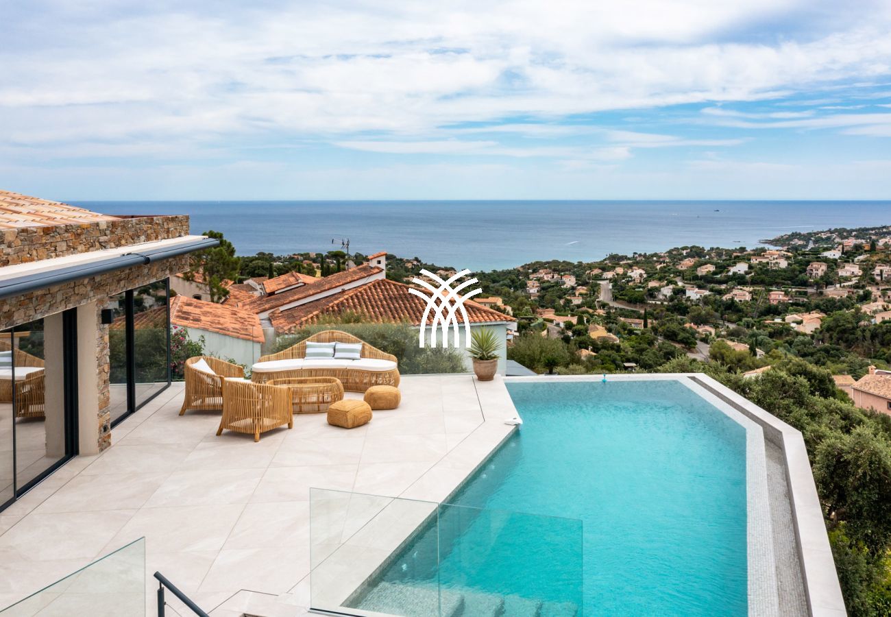 Villa à Roquebrune-sur-Argens - Miramaris *****