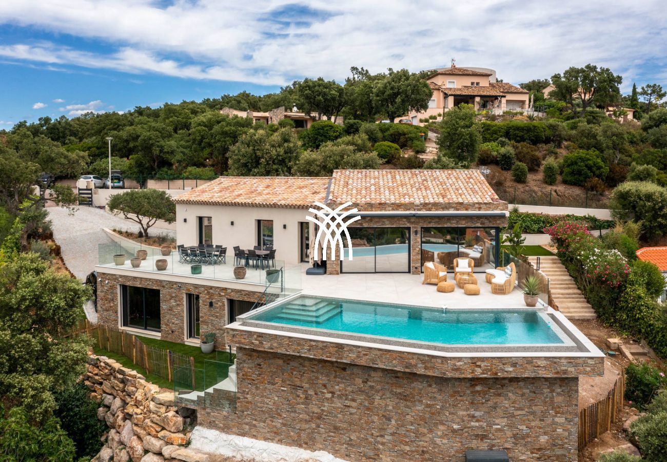 Villa à Roquebrune-sur-Argens - Miramaris *****