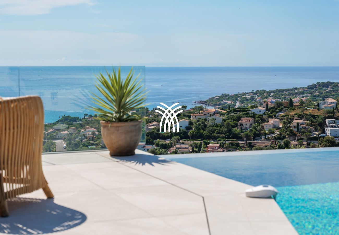 Villa à Roquebrune-sur-Argens - Miramaris *****