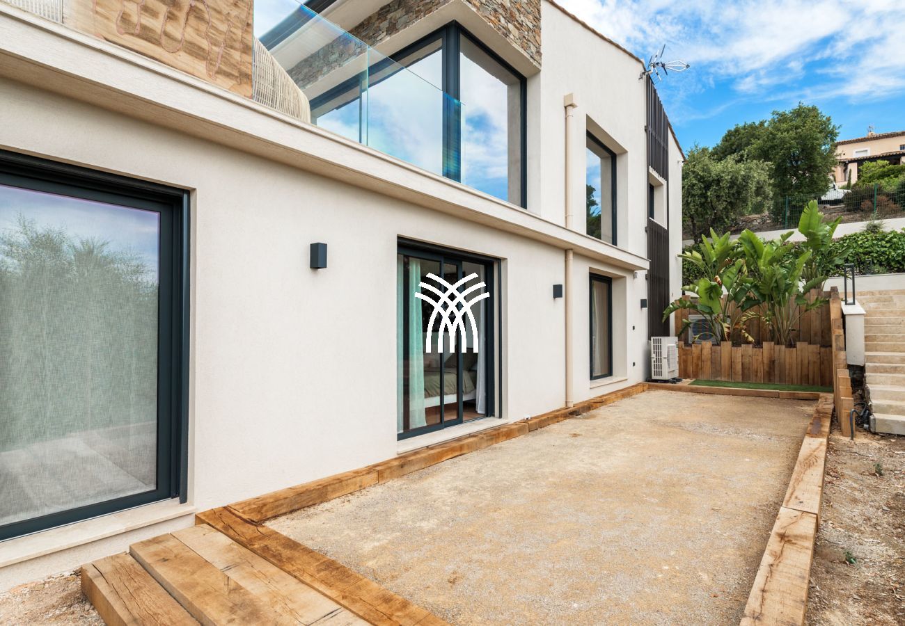 Villa à Roquebrune-sur-Argens - Miramaris *****