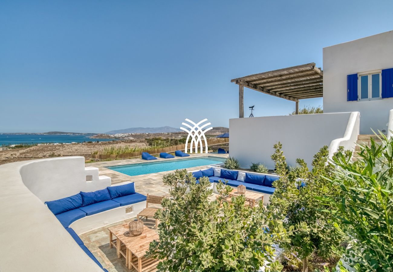 Villa à Naousa - Tchi Tcha