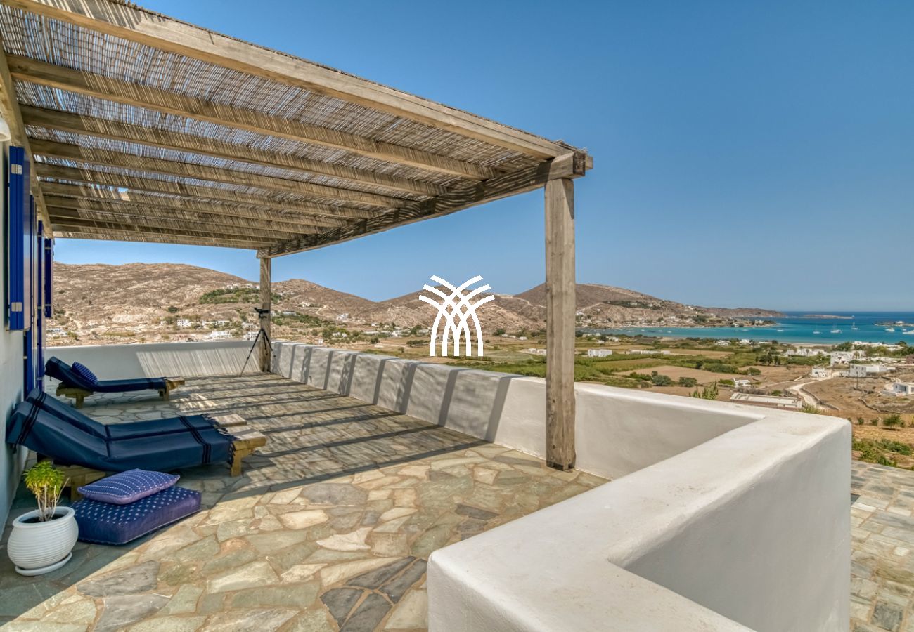 Villa à Naousa - Tchi Tcha