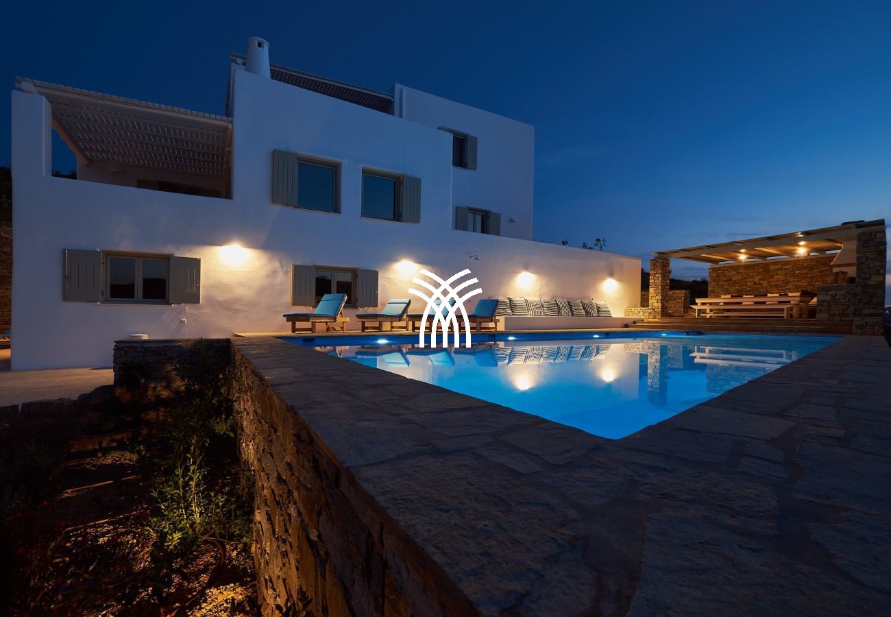 Villa à Naousa - Okyalos