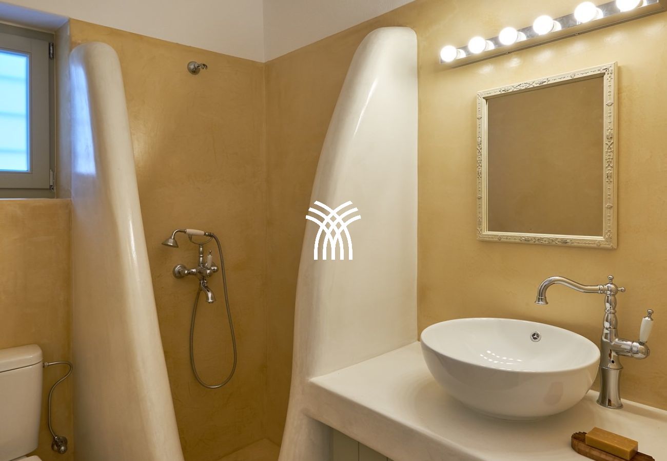 Villa à Naousa - Okyalos