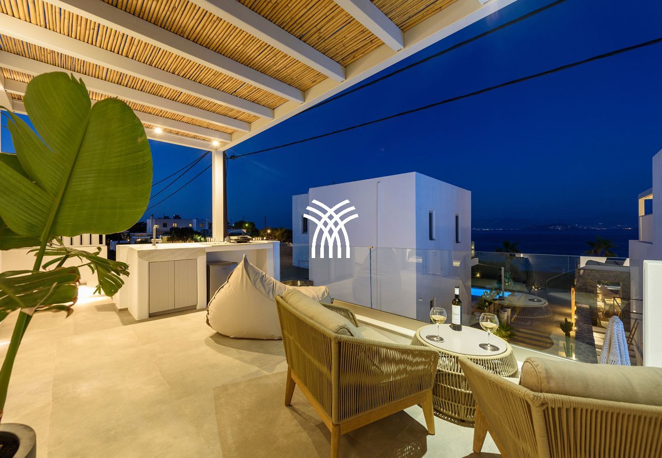 Villa à Paros - Black Pearl