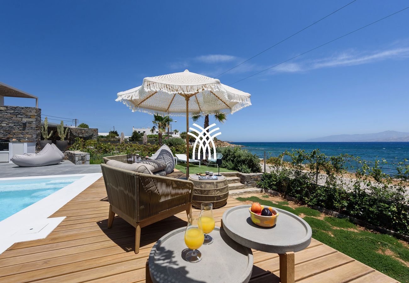 Villa à Paros - Black Pearl