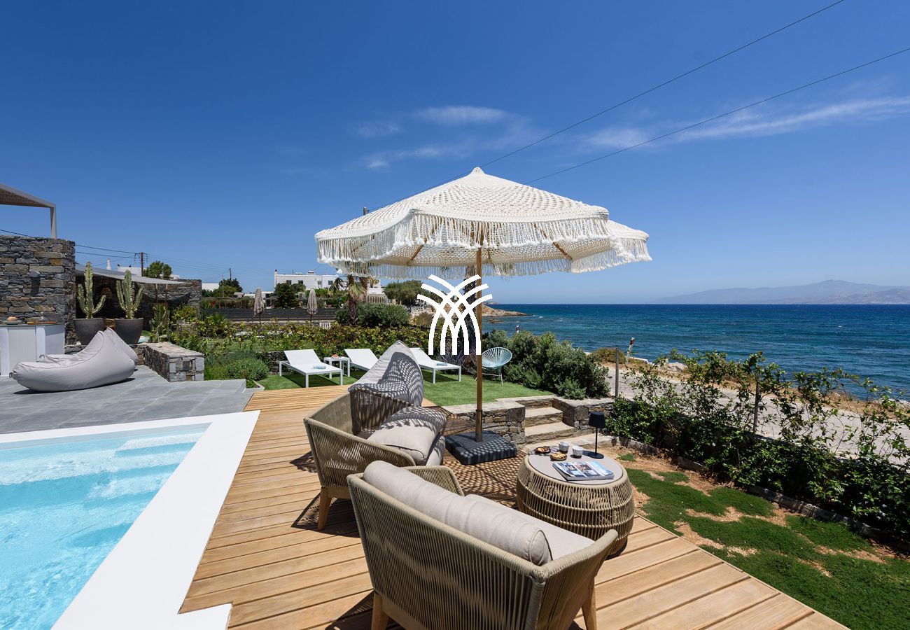 Villa à Paros - Black Pearl