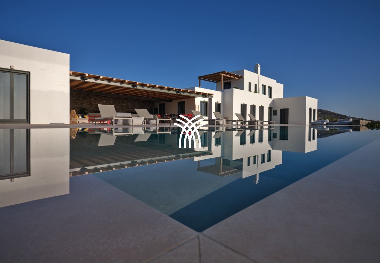 Villa à Aspro Chorio - Aperantos