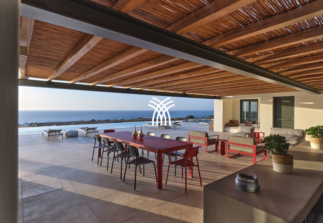 Villa à Aspro Chorio - Aperantos