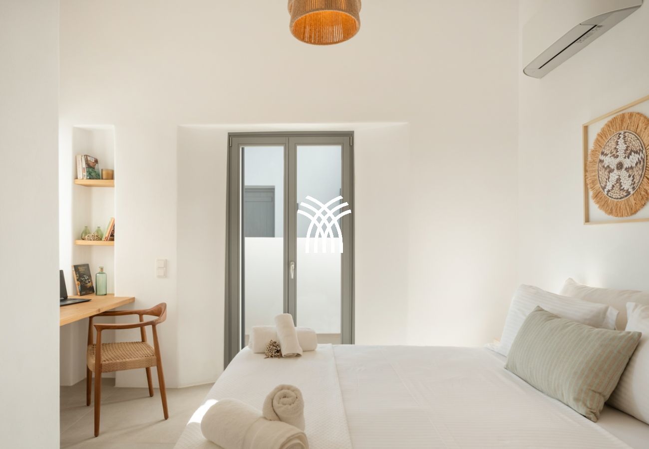 Villa à Parikia - Sunrise Poem 1