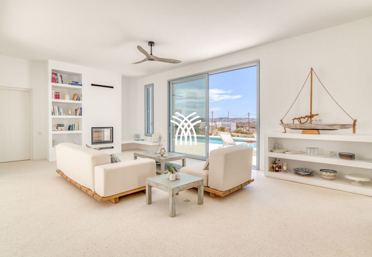 Villa à Parikia - Blanche