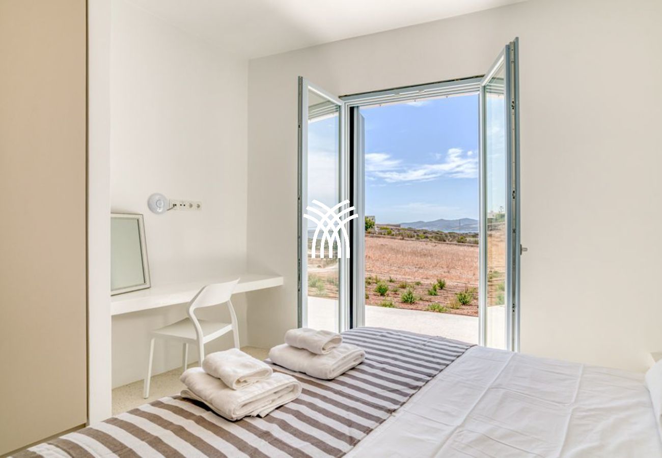 Villa à Parikia - Blanche